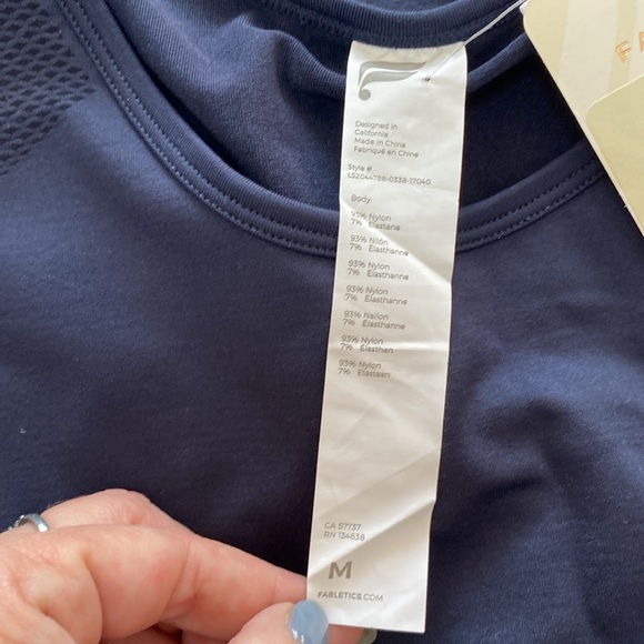 Fabletics 2pc Set - Picture 7 of 12